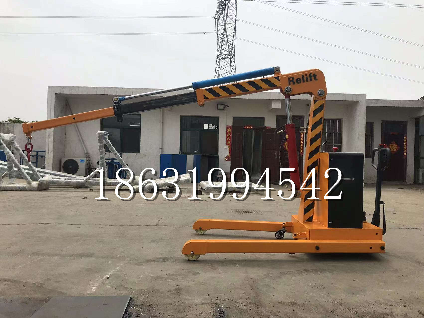 和顺县久征定做3吨三轮随车吊 农用园林绿化移树吊 平板工程用小吊机